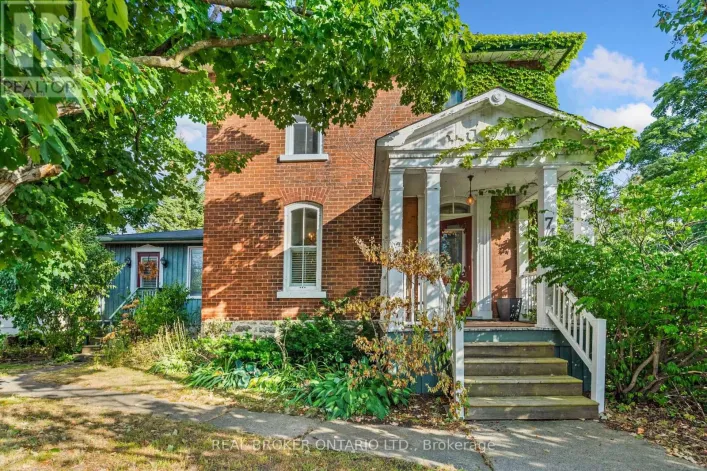 74 LAKE AVENUE W, Carleton Place
