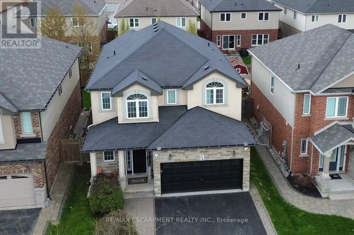 74 LAMPMAN DRIVE, Grimsby