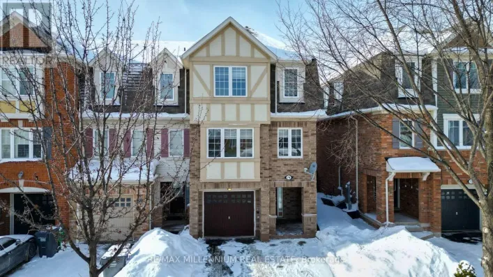 74 LATHBURY STREET, Brampton