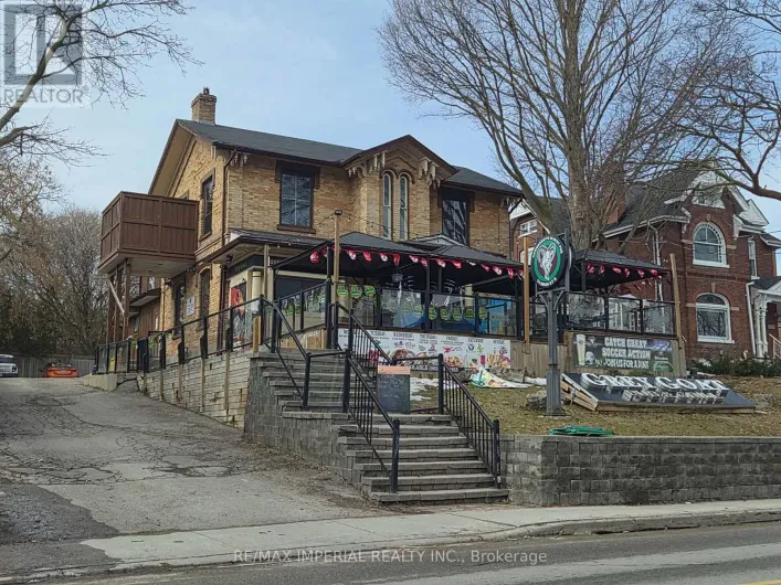 74 MAIN STREET S, Newmarket