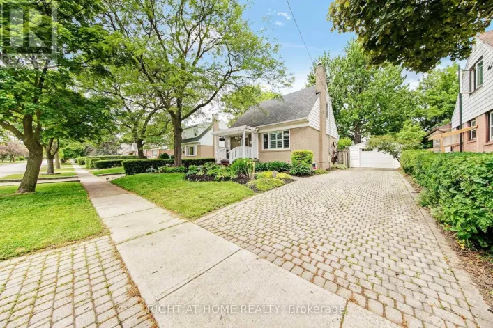 74 MCCAUL STREET, Brampton