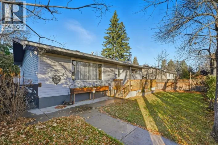 74 Mcrae Street E, Okotoks