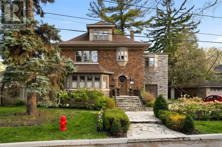 74 OAK KNOLL DRIVE, Hamilton