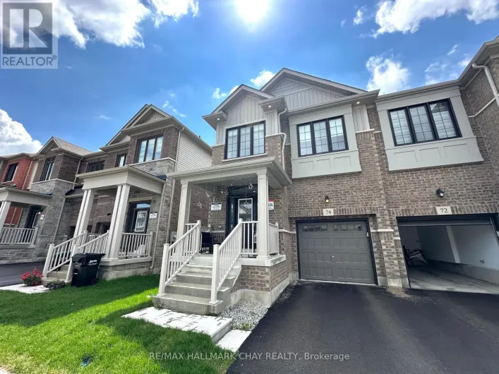 74 PHOENIX BOULEVARD, Barrie
