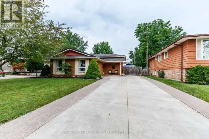 74 PINEHURST DRIVE, Welland