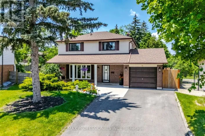 74 RINGWAY CRESCENT, Toronto