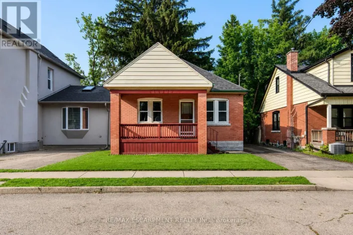 74 ROYAL AVENUE, Hamilton