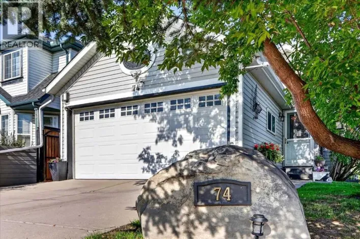 74 San Diego Manor NE, Calgary