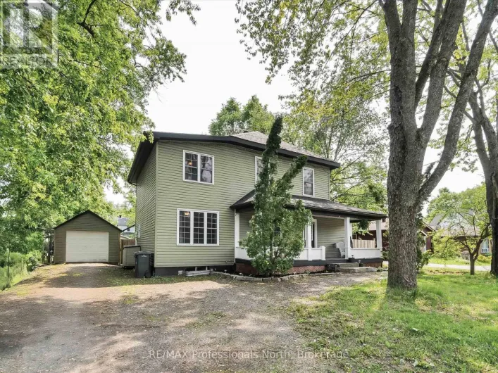 74 TAYLOR ROAD, Bracebridge