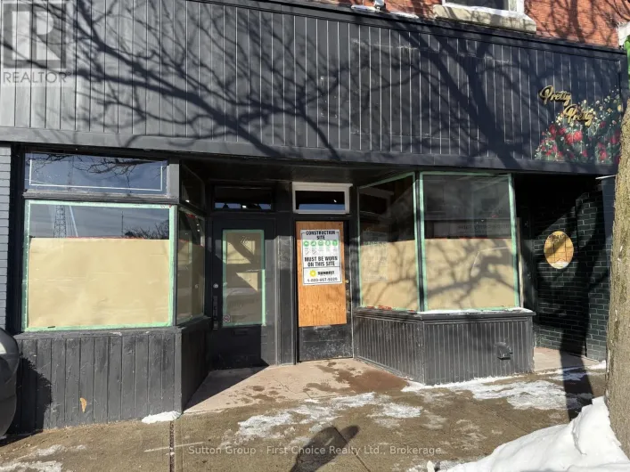 74 WELLINGTON STREET, Stratford