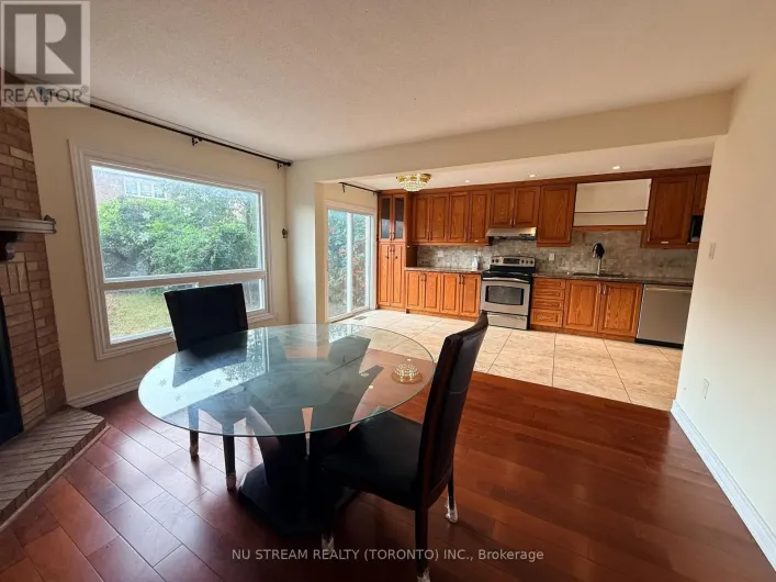 74 WILLIAM HONEY CRESCENT, Markham