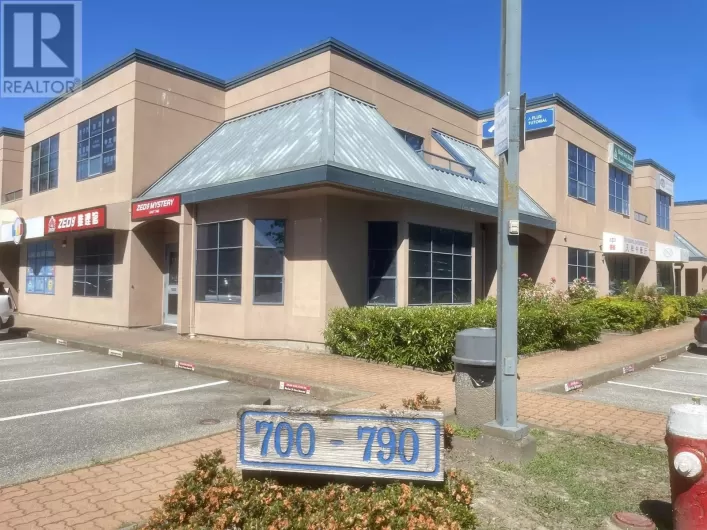 740 4400 HAZELBRIDGE WAY, Richmond