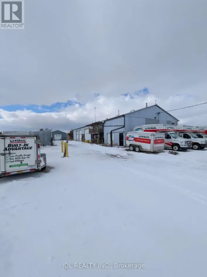 740 GILLARD STREET, Chatham-Kent