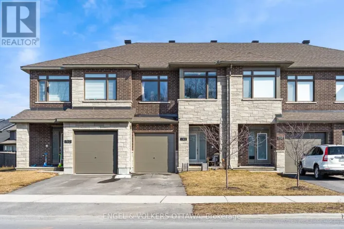 740 MIIKANA ROAD, Ottawa