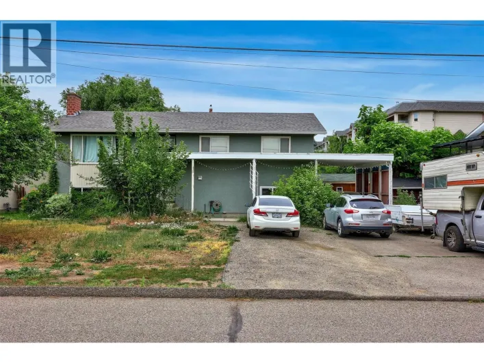 House for sale: 740 Sherwood Drive, Kamloops