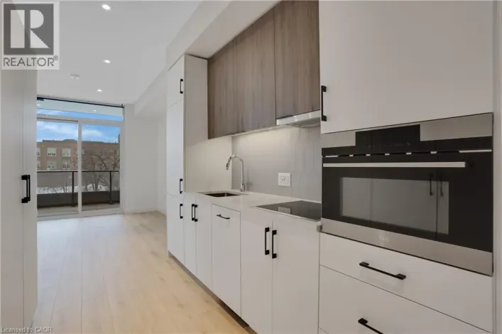 741 KING Street W Unit# 313, Kitchener