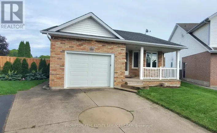 7410 TRINITY COURT, Niagara Falls