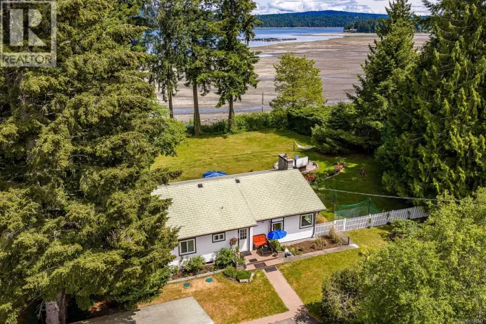 7410 Yake Rd, Fanny Bay