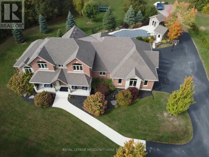 7412 BOYCE DRIVE, Puslinch