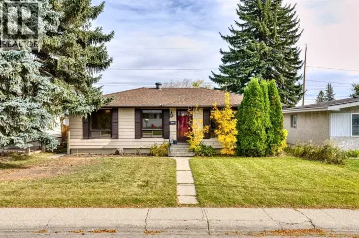 7412 Fleetwood Drive SE, Calgary