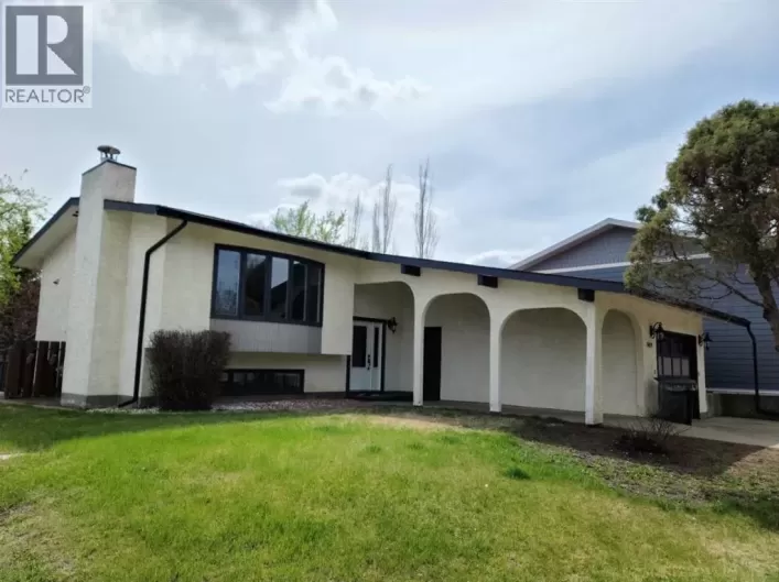 7413 96 Street, Peace River