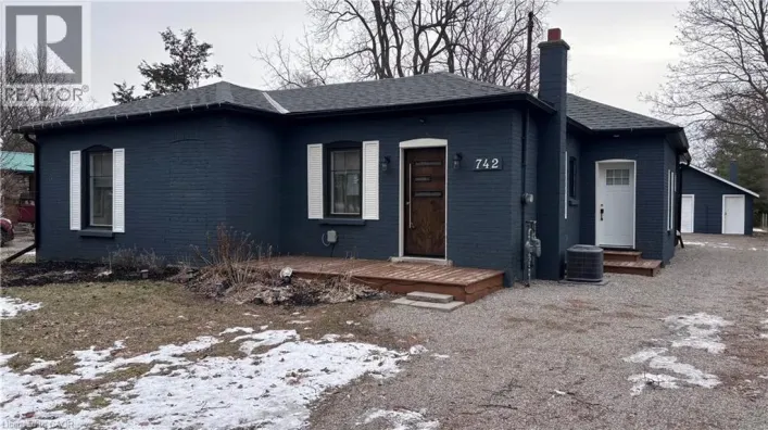 742 MOUNT PLEASANT Road, Mount Pleasant