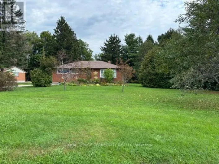 7421 COCHRANE STREET, Whitby
