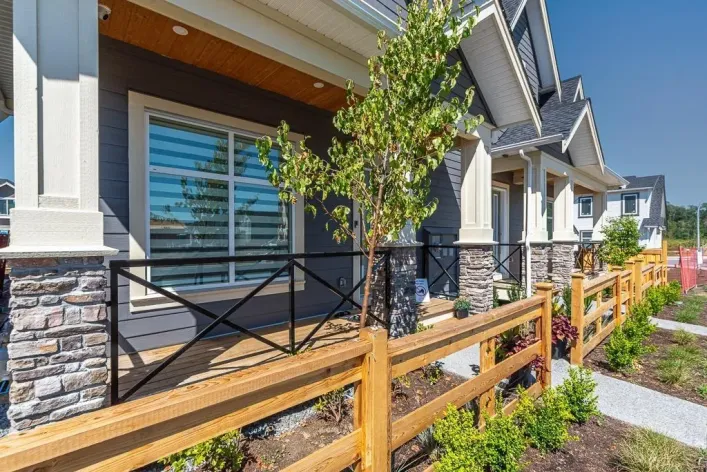 7422 196 STREET, Langley