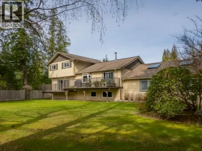 House for sale: 7423 NOOTKA STREET, Powell River