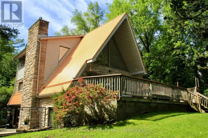 7424 DOLWAY DRIVE, Lambton Shores