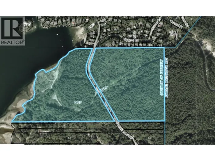 7425 SECHELT INLET ROAD, Sechelt