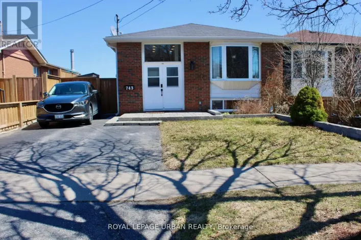 743 WEST SHORE BOULEVARD, Pickering