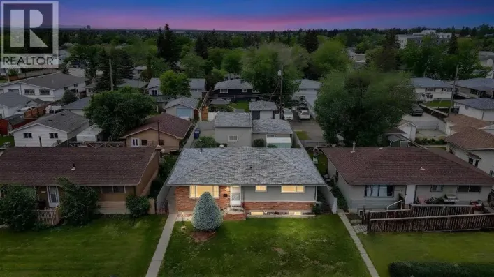 7435 25 Street SE, Calgary