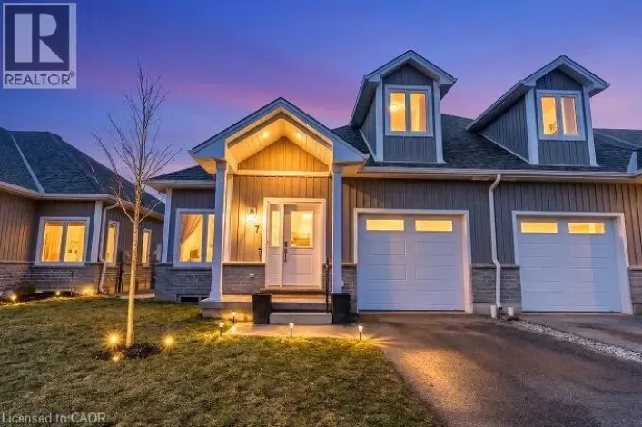 744 NELSON Street W Unit# 7, Port Dover