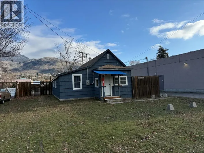 7441 6TH Street, Grand Forks