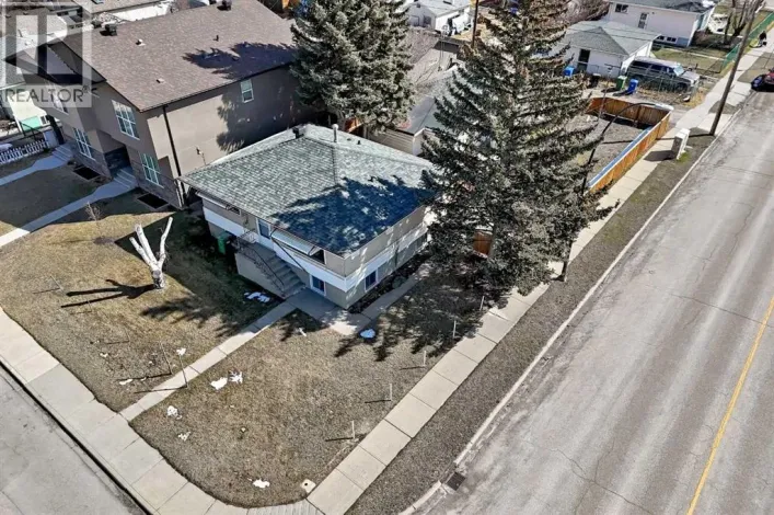 7448 21 Street SE, Calgary