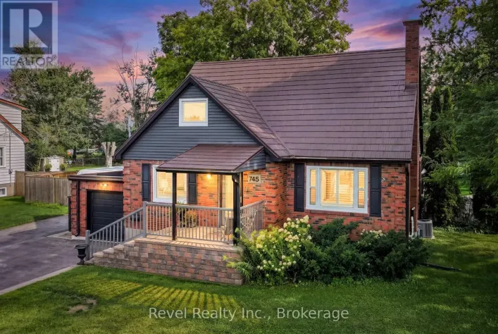 745 CRAWFORD DRIVE, Peterborough
