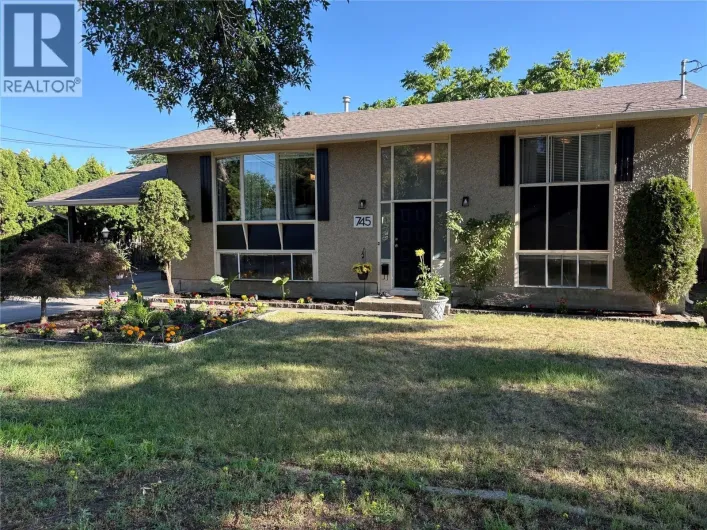 745 Dundee Road, Kelowna