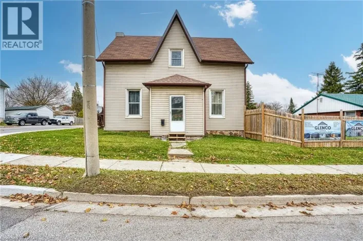 745 MAIN Street W, Listowel