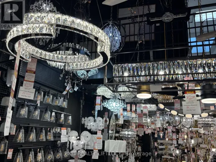 746 LANSDOWNE STREET W, Peterborough