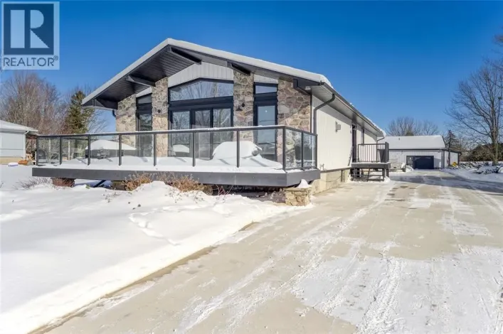 747 Broadway STREET, Plympton-Wyoming