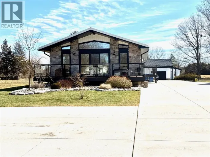 747 Broadway STREET, Plympton-Wyoming