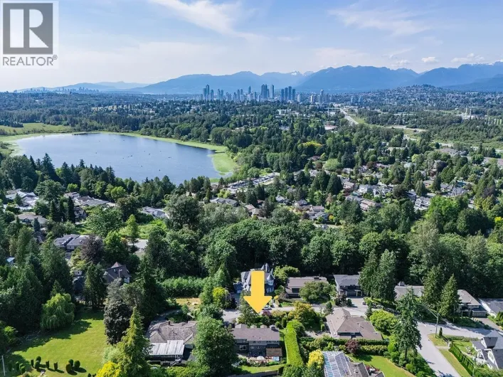 House for sale: 7488 WHELEN COURT, Burnaby