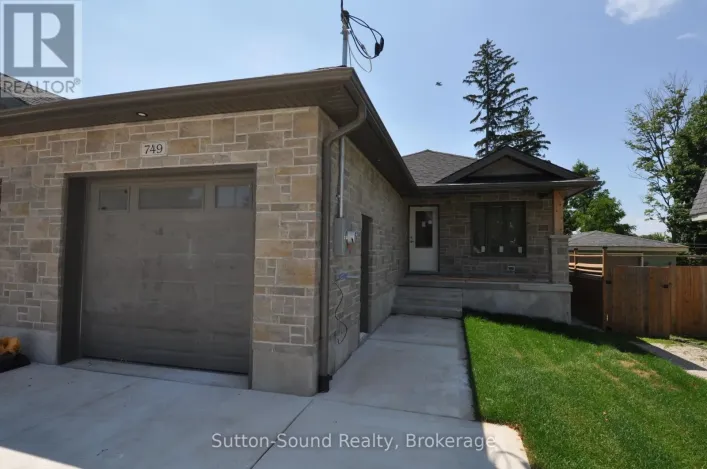 749 15TH STREET E, Owen Sound