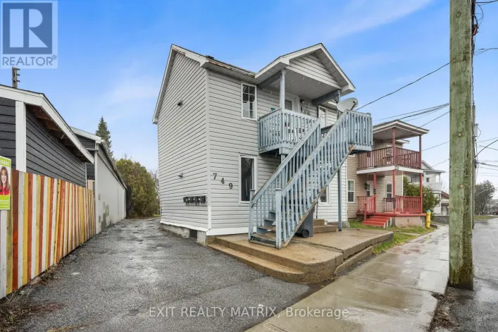 749 REGENT STREET, Hawkesbury