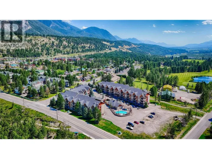 7495 COLUMBIA Avenue Unit# 2113, Radium Hot Springs