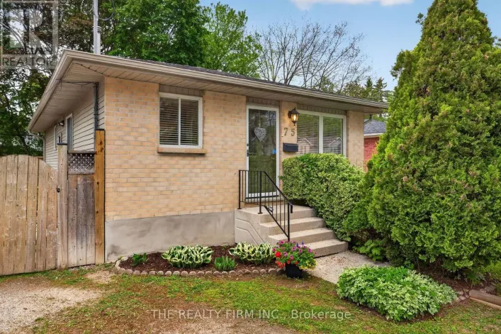 75 BRISCOE STREET W, London South