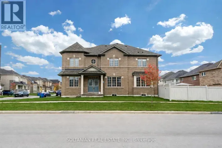 75 BUD LEGGETT CRESCENT, Georgina