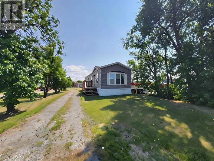 75 Coral ST, Emo