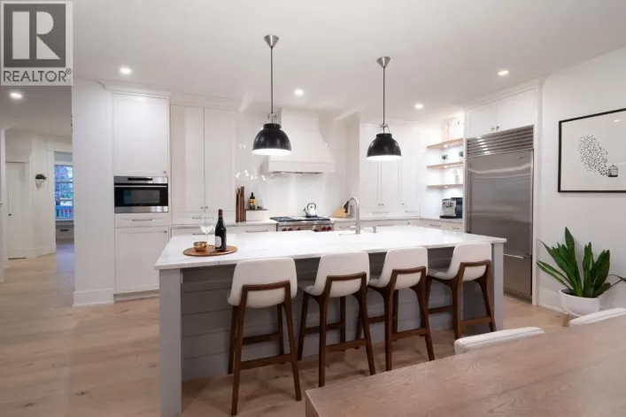 75 HOLLY DRIVE, Port Moody